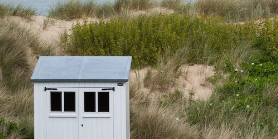 How to Decide Between a Metal Shed vs. a Wood Shed